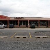 Chisholm Center Outdoor Mall