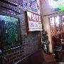 Arnies Bar