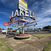 Lakeland Shopping Center