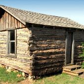 Pioneer Village Kingfisher