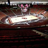 Lloyd Noble Center