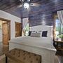 Blue Haven Luxury Cabin