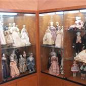 Eliza Cruce Doll Museum