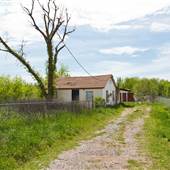Abandoned House in Moore