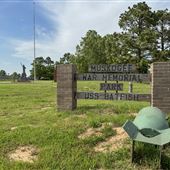 Muskogee War Memorial Park: Home of the USS Batfish