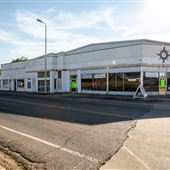 Commercial Building Stilwell