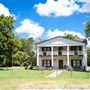 Chigley Mansion