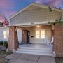 Maple Ridge- Bungalow charm/with carriage house