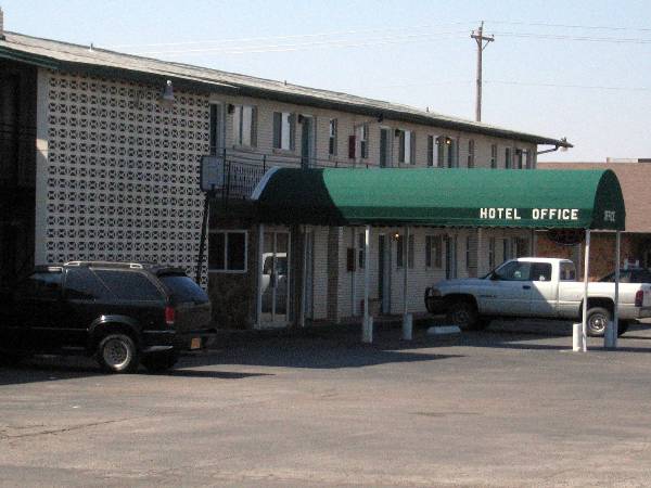 Broadway Suites (2/3/2009)