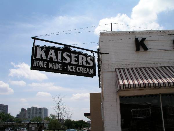 Kaiser's at Greatful Bean Café (2/6/2009)