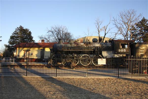 Duncan Rock Island Train Depot Museum and Gift Shop (4/24/2014)