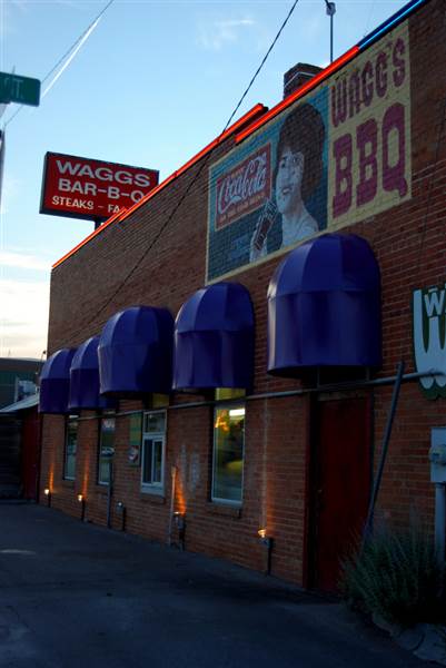 Waggs BBQ (7/24/2014 - Credits: Oklahoma Tourism - TravelOK)