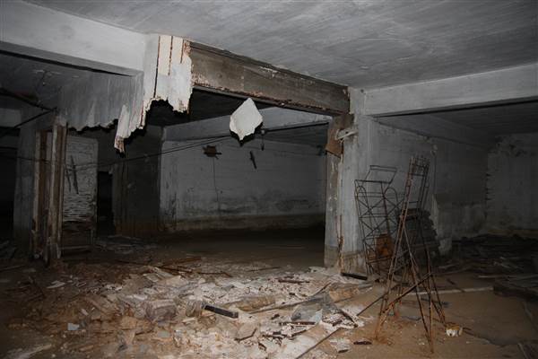 Empty Building (9/2/2014 - Credits: Erica Laub)