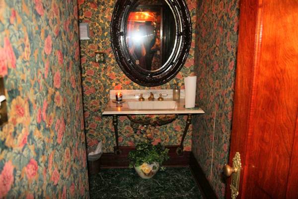 Grandison Inn Bed & Breakfast (9/3/2014 - Credits: Yousef Kazemi)