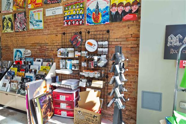 Guestroom Records (2/12/2015 - Credits: Layne Inselman)