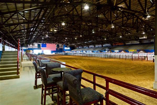 Lazy E Arena (6/2/2015 - Credits: Layne Inselman)