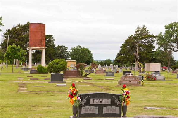 Summit View Cemetery (6/2/2015 - Credits: Layne Inselman)