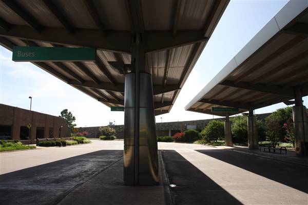 Will Rogers International Airport (7/15/2015 - Credits: Yousef Kazemi)