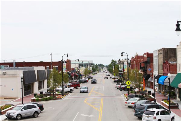 Downtown Broken Arrow (7/12/2018 - Credits: Rose District (Flickr))