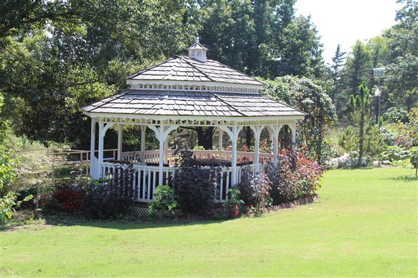 L.A. Cann Memorial Gardens & Estate (9/30/2021)