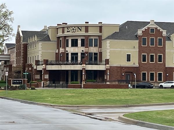 Sorority Row (Norman, OK) (4/4/2025 - Credits: OF+MO)