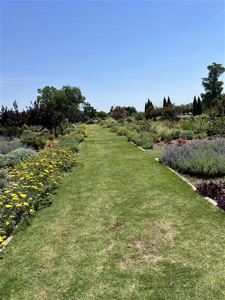 Will Rogers Gardens (5/14/2025 - Credits: Yousef Kazemi / OF+MO)