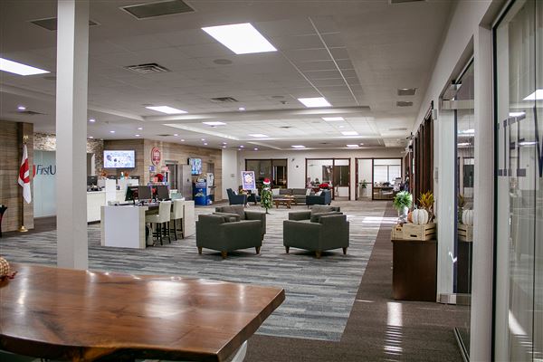 First United Bank/Main (10/1/2025 - Credits: Dathan Smith)