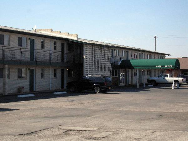 Broadway Suites (2/3/2009)