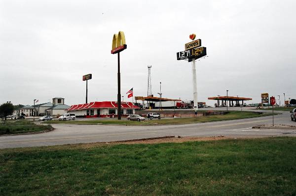 Loves Truck Stop- 122nd (2/7/2009)