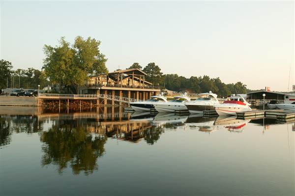 Grand Lake (3/12/2014 - Credits: Oklahoma Tourism - TravelOK)