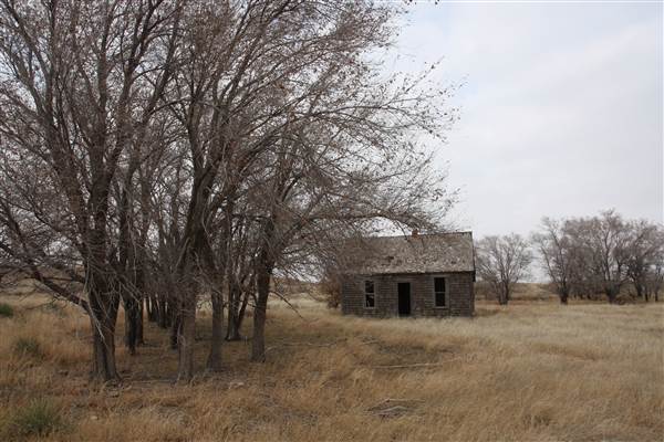 Old Barn and Farmhouse - EW 32 (12/10/2014 - Credits: Yousef Kazemi)