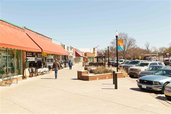 Plaza District (3/12/2015 - Credits: Layne Inselman)