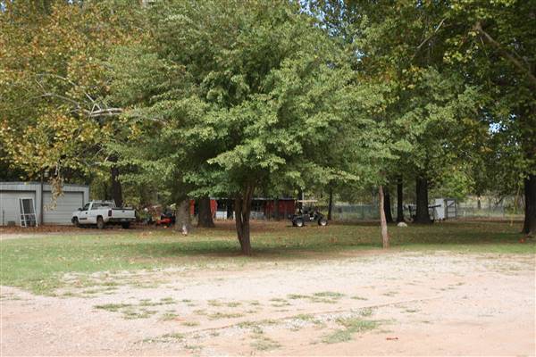 Camp DaKaNi (10/20/2017 - Credits: Christa Whetstone (intern))