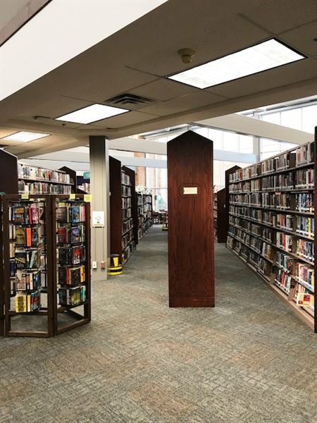 Bartlesville Library (11/22/2017 - Credits: Coleen Hambrick)