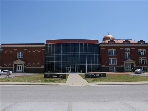 Lawton City Hall (Old High School) (4/24/2018 - Credits: Yousef Kazemi)
