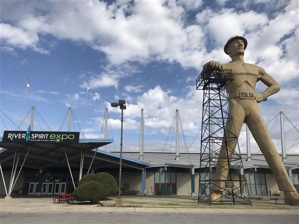 Golden Driller (2/27/2018 - Credits: Yousef Kazemi)