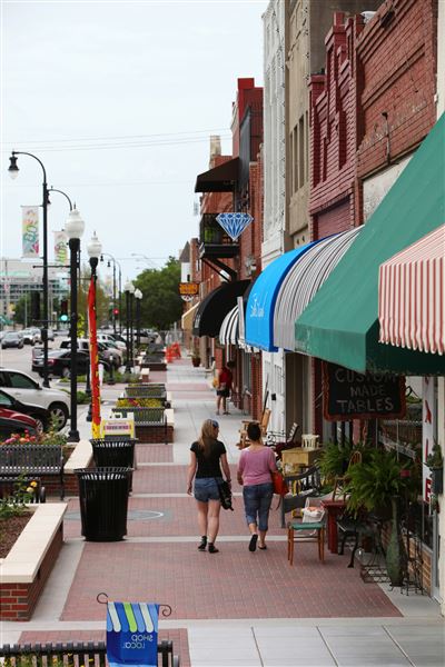 Downtown Broken Arrow (7/12/2018 - Credits: Rose District (Flickr))