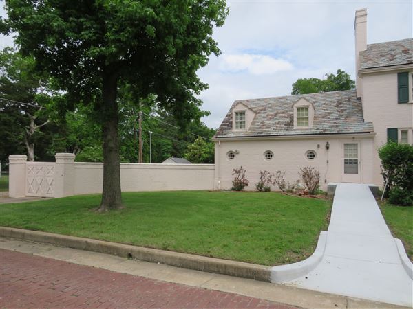 Glass Mansion (5/25/2021 - Credits: Ashley Watters and Nowata County Historical Society)
