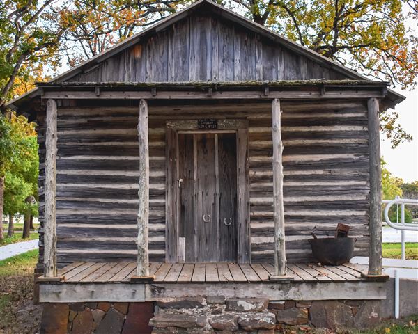 Campbell Cabin (10/22/2021 - Credits: Tina Davis)