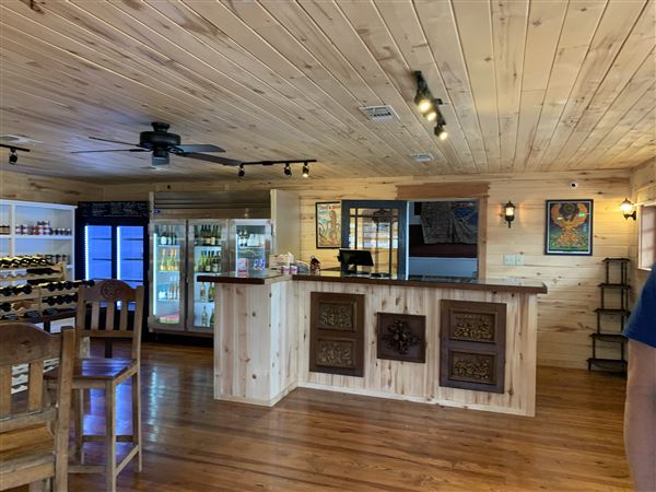 Grateful Head Pizza & Gift Shoppes (3/22/2022 - Credits: Charity O'Donnell)