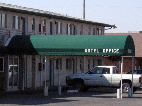 Broadway Suites (2/3/2009)