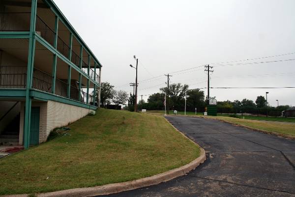 Garden Inn and Suites (2/5/2009)