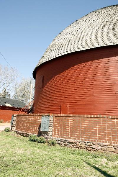 Round Barn (2/11/2009)
