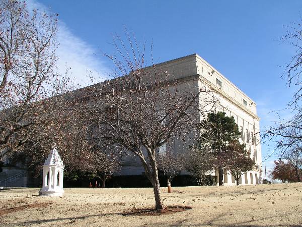 Old Historical Society Building (6/4/2009)