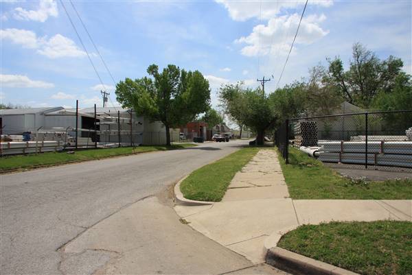 3rd & McKinley (4/15/2010)