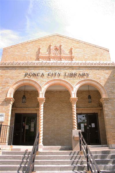 Ponca City Library (7/29/2013 - Credits: Lori Henderson)
