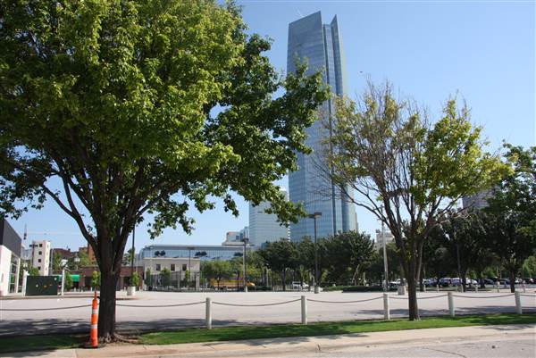 Basketball Court - Downtown Oklahoma City Community Basketball Court (8/1/2013)