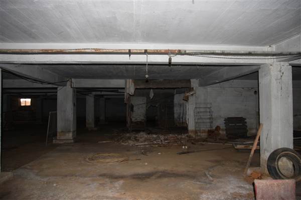 Empty Building (9/2/2014 - Credits: Erica Laub)