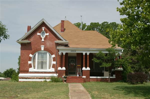 Guthrie Wooden Homes (1/23/2015 - Credits: Ackerman McQueen - 2006)