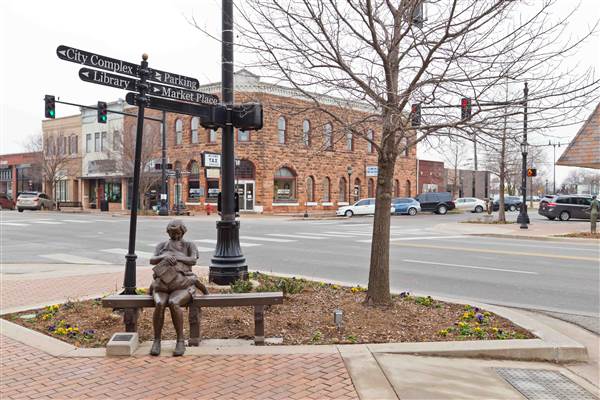 Downtown Edmond (2/26/2015 - Credits: Layne Inselman)